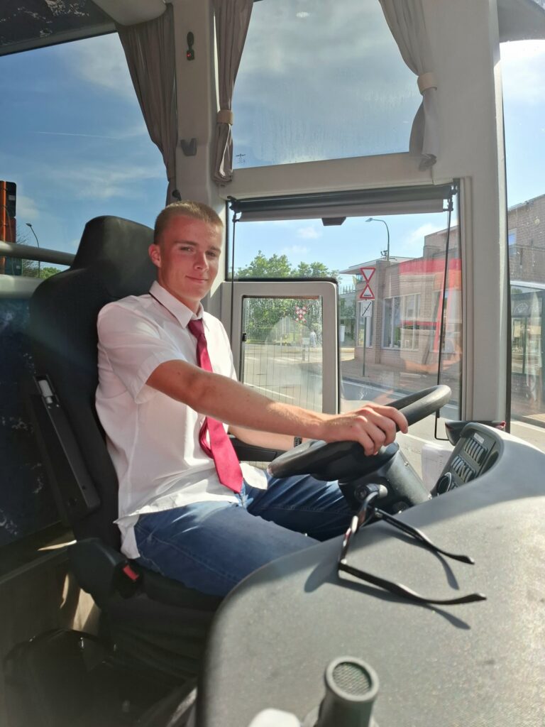 Autocar Fermontours